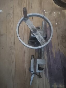 Zatvárač a otvárač na konzervi - 6