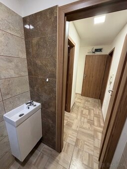 na predaj prerobený 2 izbový byt - Handlová - 6