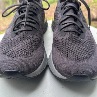 bežecké topánky Nike Epic React Flyknit Deep Purple EUR42,5 - 6