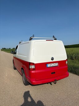 Volkswagen Transporter T5 2.0 TDI - 6