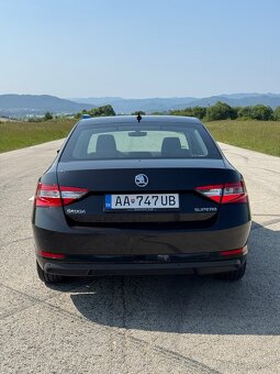 Škoda Superb 2.0 TDi 2016 - 6