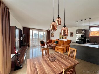 Prenájom 3-izb. byt v centre s garážovým státím - 6