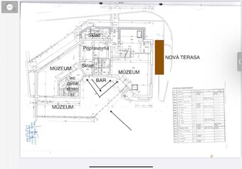 Budova v srdci Trenčína – priestranný byt a showroom - 6