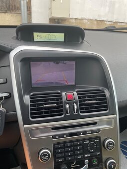 Predám VOLVO XC60 T6 3.0 V6 210 kW AWD Summum Geartronic - 6