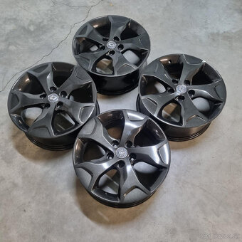 RENAULT disky 5x114.3 R17 7J ET44 - 6