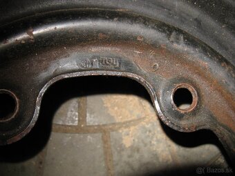 Predám disk na Wartburg 311 s pneu. - 6