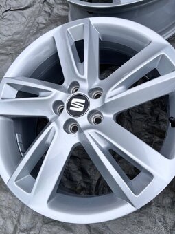 5x100 R17 originál alu disky Seat Arona - nové - 6