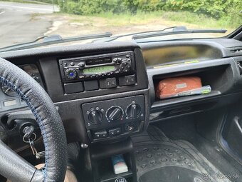 Predam Volkswagen Polo Fox 1.0benzin r.v95 - 6