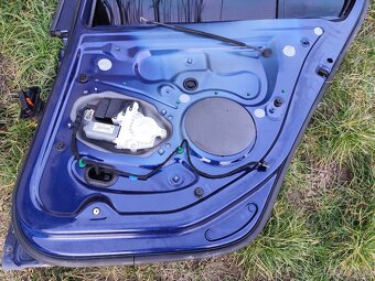 Predám PZ dvere na VW Golf 5 hatchback, LD5Q - 6