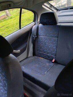 Octavia 1 1,6 74 KW - 6