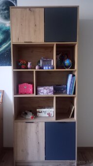 Detská izba, skriňa,polička,regalova skriňa, písací stolík - 6