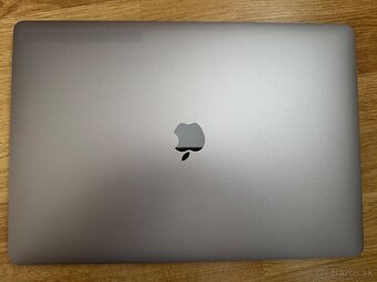 MacBook Pro 16 (2019), Intel Core I7, 16 GB RAM, 512 SSD - 6