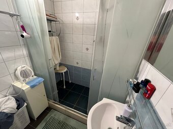 Veľký 1 izbový byt; ( Exkluzívne u nás) - 6