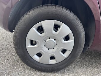 Škoda Fabia 1,2 HTP 44kW, 11/2009, 62 000km, SK pôvod - 6