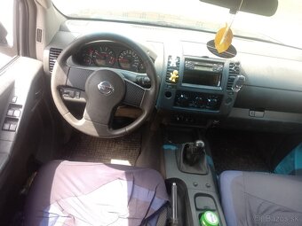 Predám Nissan Navara D40 4x4 ročník 2007 - 6