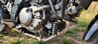 Suzuki DL 650 V-Strom - 6