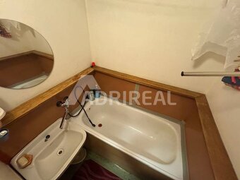 PREDAJ: 1i byt s balkónom; 44 m2; Centrum - SP. NOVÁ VES; 83 - 6