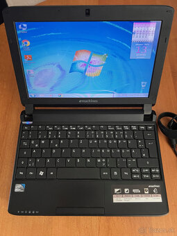 Netbook ACER eMachines EM350 - 6