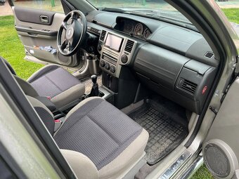 Nissan X-Trail (T30) 2.2 dCi, 100kW - Diesel - 6
