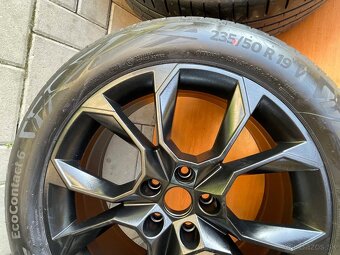 EXTREMEE schwarze orig.skoda 5x112 7,5j x19 ET 51 VW Se - 6