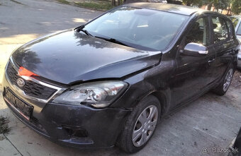 predám MOTOR G4FA KIA CEED 1.4 2009 SVETLO ZADNÉ, PREVODOVKA - 6