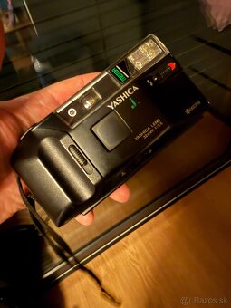 Yashica J - 6