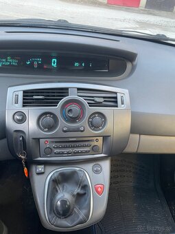 Renaul Scenic 1.6 74kw - 6