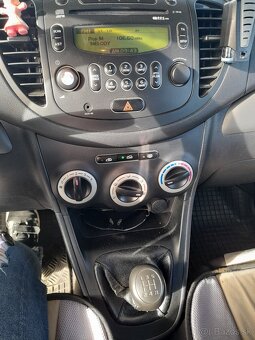 Hyundai i 10 benzín 1.1 - 6