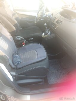 Citroën C4 Picasso - 6