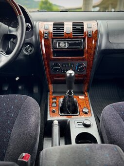 HYUNDAI TERRACAN 2.9 CRDi 4x4 NOVÁ STK/EK - 6