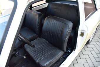 Ford Cortina - 6