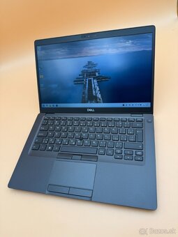 Notebook Dell Latitude 5401, i7, SSD 512 GB, 32 GB RAM,MX150 - 6