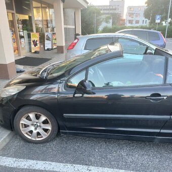 Predám PEUGEOT 207 CC - 6