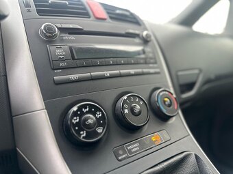 Toyota Auris 1.33 I Dual VVT-i Exclusive Navi - 6