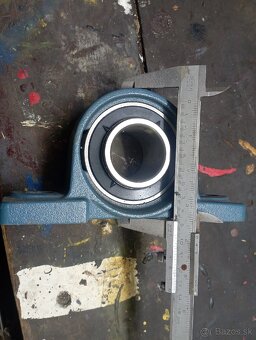 Ložisko s domcom - 6