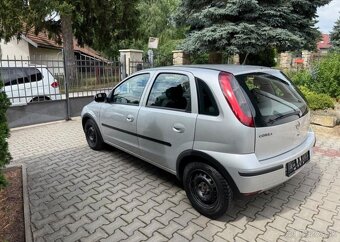 Opel Corsa 1,2 i klima , 2 sady kol benzín manuál 55 kw - 6