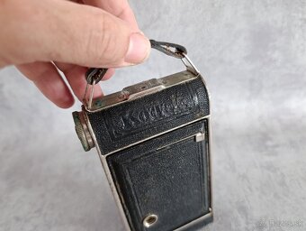 Starý měchový fotoaparat KODAK JUNIOR 620 + pouzdro - 6