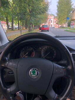 Superb 2,5 TDi, 120kW, 2006, automat- nefunkcny alternator. - 6