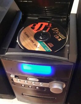 Mala veza prehra napalene cd . Radio.aux - 6