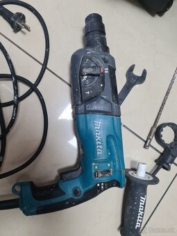 Vŕtacie kladivo Makita HR2470 - 6