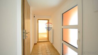 PREDAJ, Rodinný dom, Štrba, pozemok 184 m2 + spoločný dvor p - 6