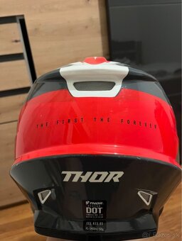 Predám prilbu THOR Sector – top stav - 6