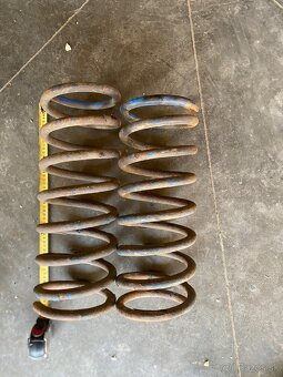 2” zadne struny Nissan Patrol Y60 Y61 - 6