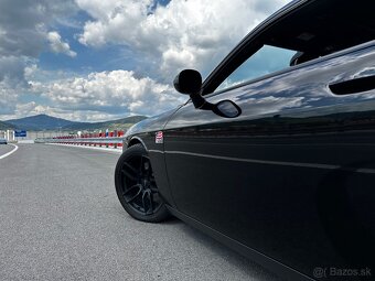 Dodge challenger SRT 392 6.4 V8 362kw - 6