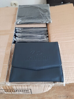 Darujem za odvoz tašky z umelej kože na doklady - 6