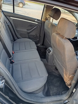 Predám VW Golf 1.4. benzín, r.v.2005 - 6