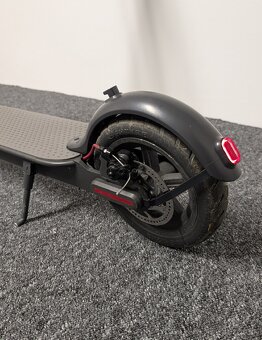 Xiaomi M365 elektrická kolobežka - 6