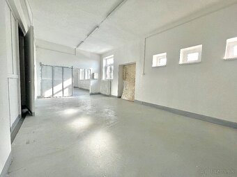 Obchodné - skladové priestory - 210 m2 - 6