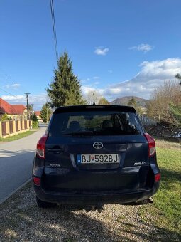 Toyota Rav 4 - 6
