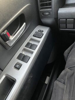 Mazda 5 - 6